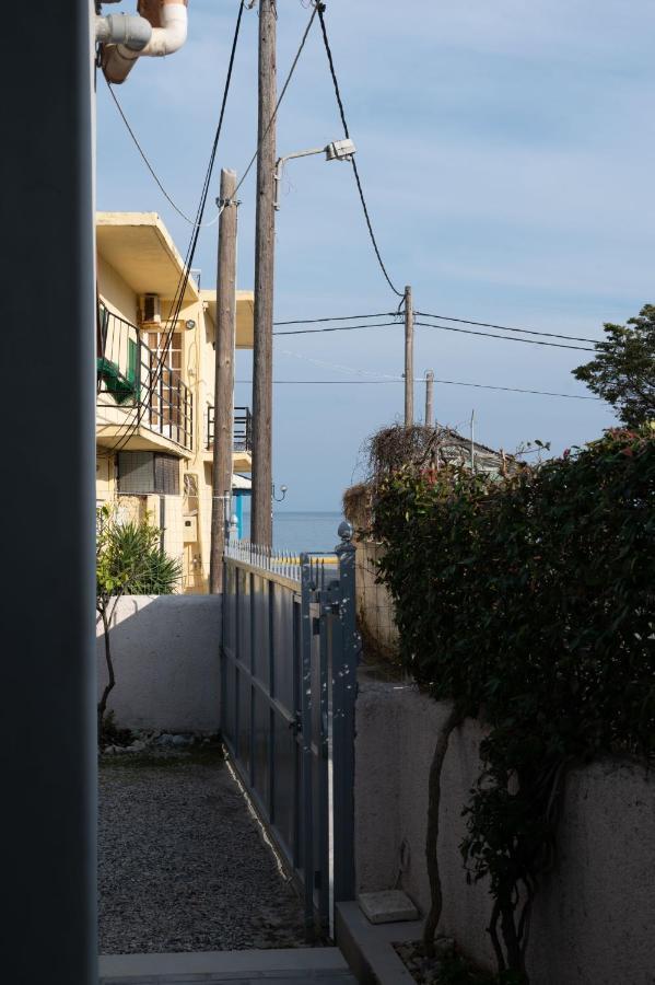 Fouki Apartments Ipsos Beach Exterior photo
